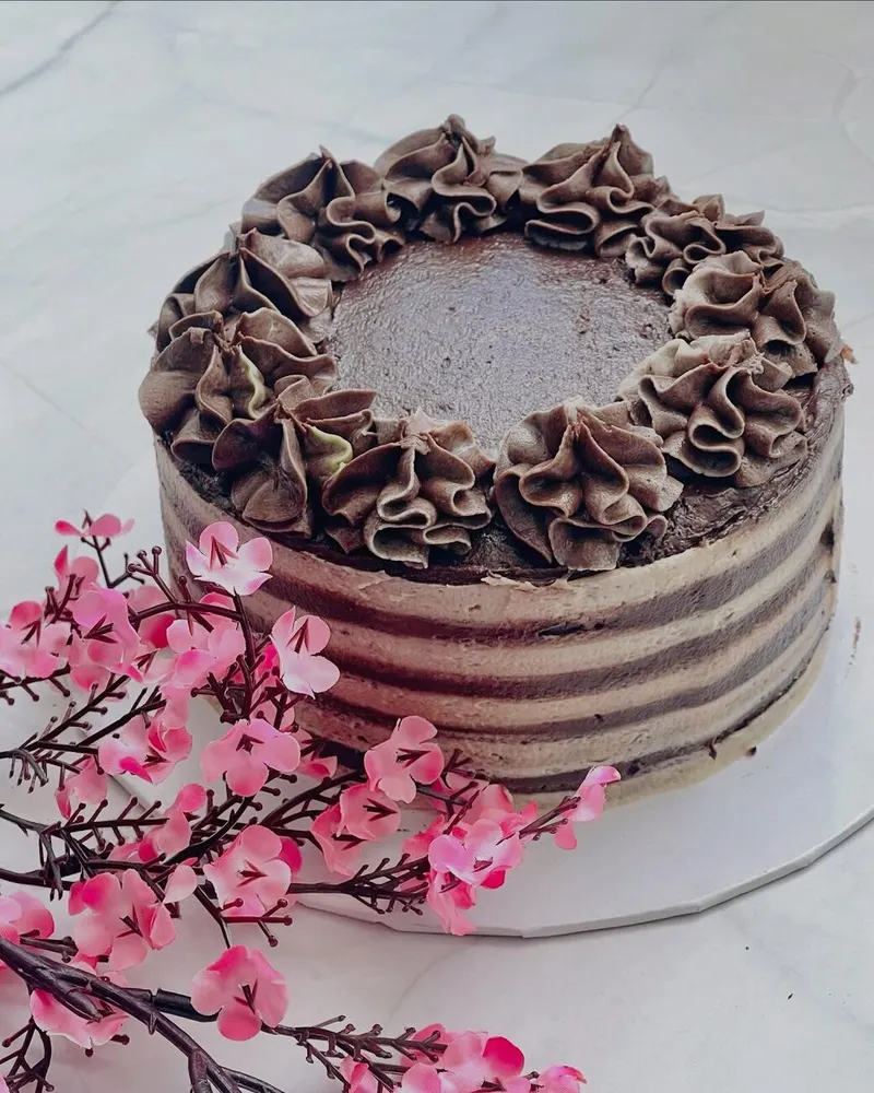 From a past Basic Cakes Class