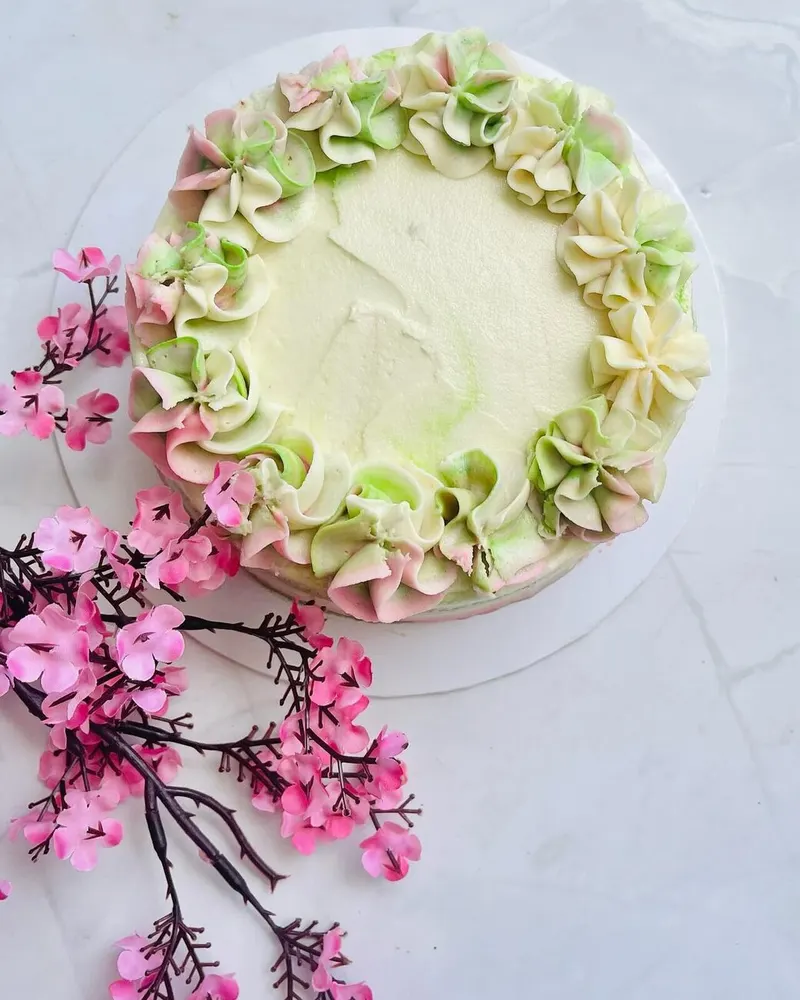 From a past Basic Cakes Class