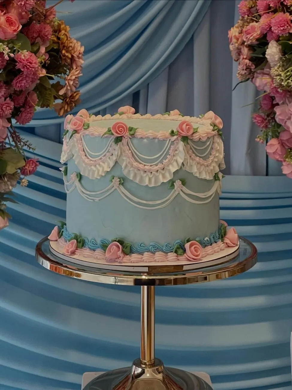 Wedding or engagement cake by Fainaz Milhan, 2025